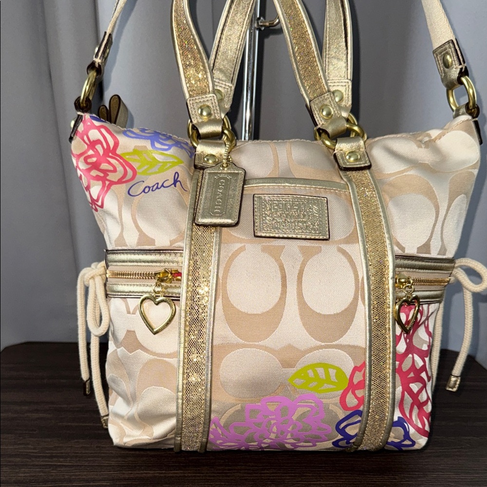 Coach Poppy Beige and Gold Women's shoulder and cross body Bag